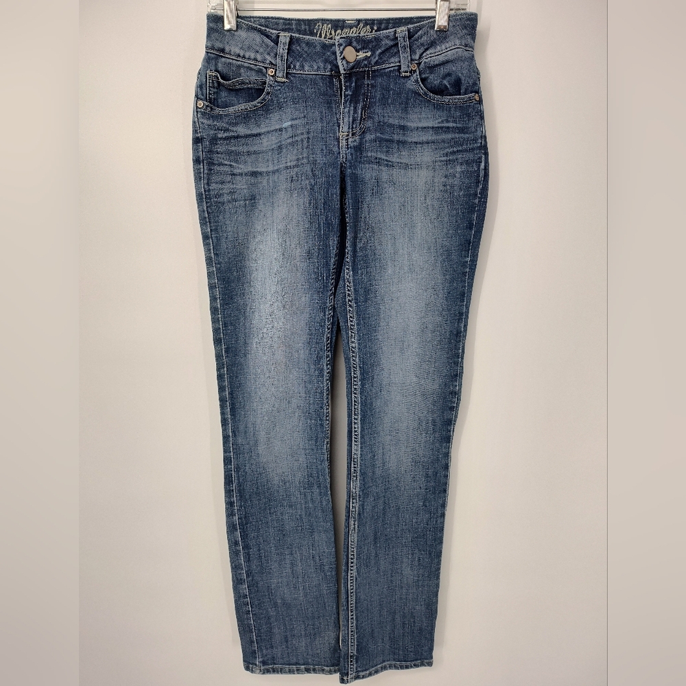 Wrangler Women's Classic Blue Straight Leg Jeans Size 3x34